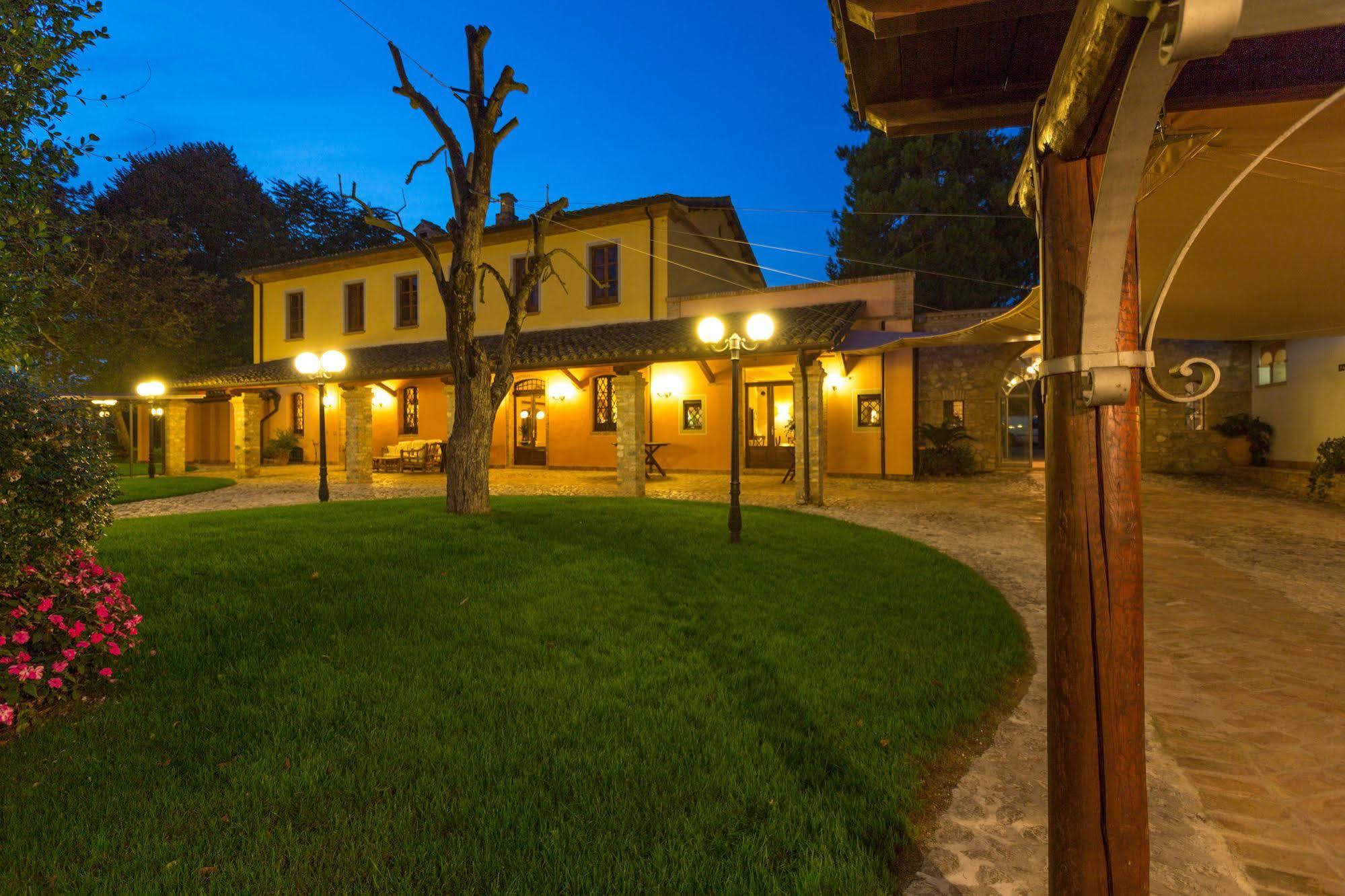 Corte Dei Tini Villa Vomano Exterior photo