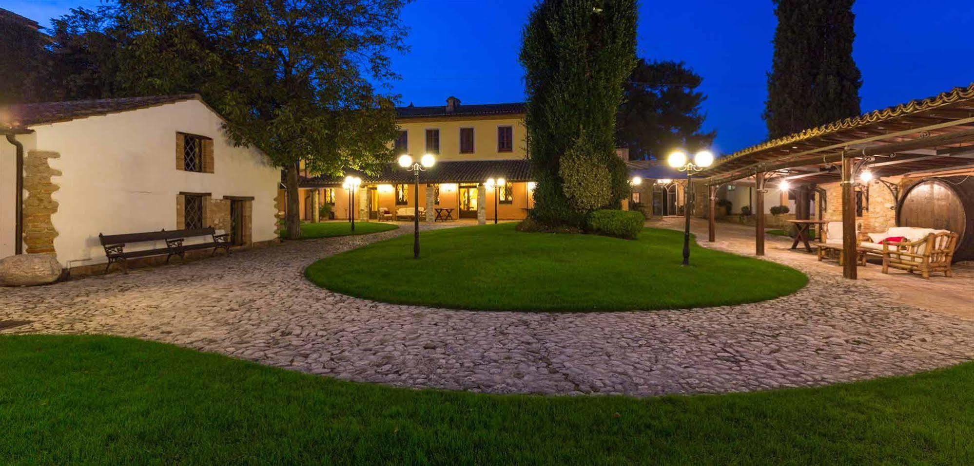 Corte Dei Tini Villa Vomano Exterior photo